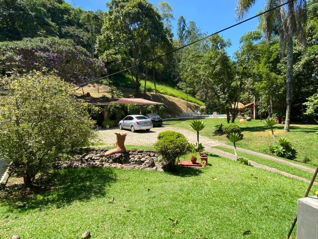 Sítio à venda no Estância Guararema: 