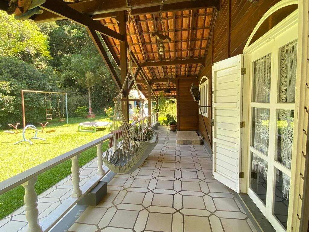 Sítio à venda no Estância Guararema: 