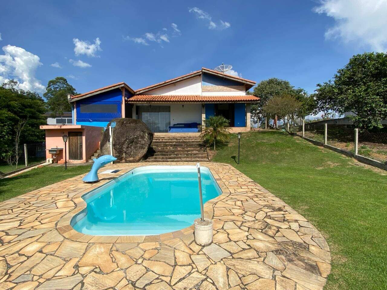 Casa à venda no Paião: 