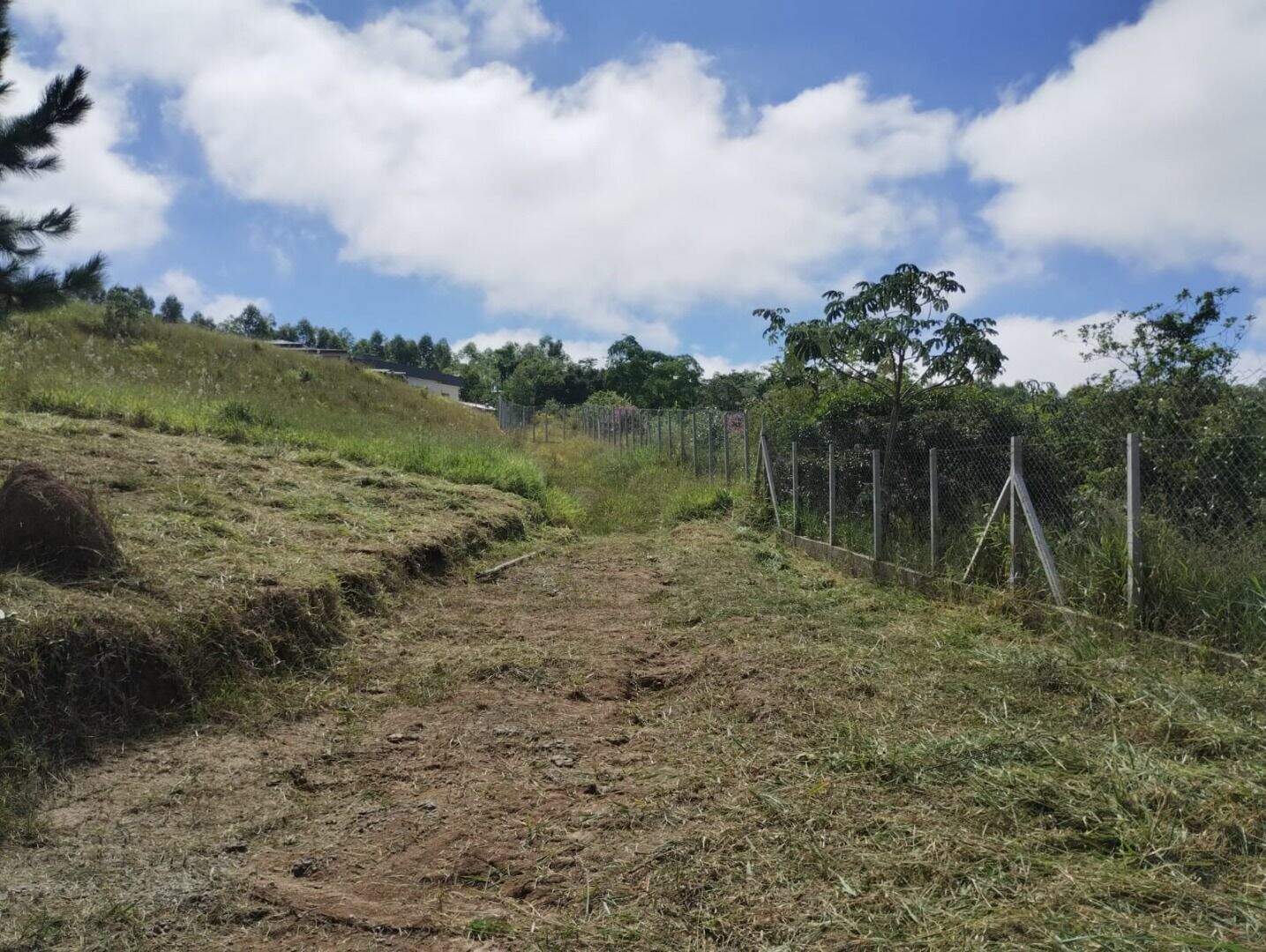 Terreno à venda no Chácaras Guanabara: 