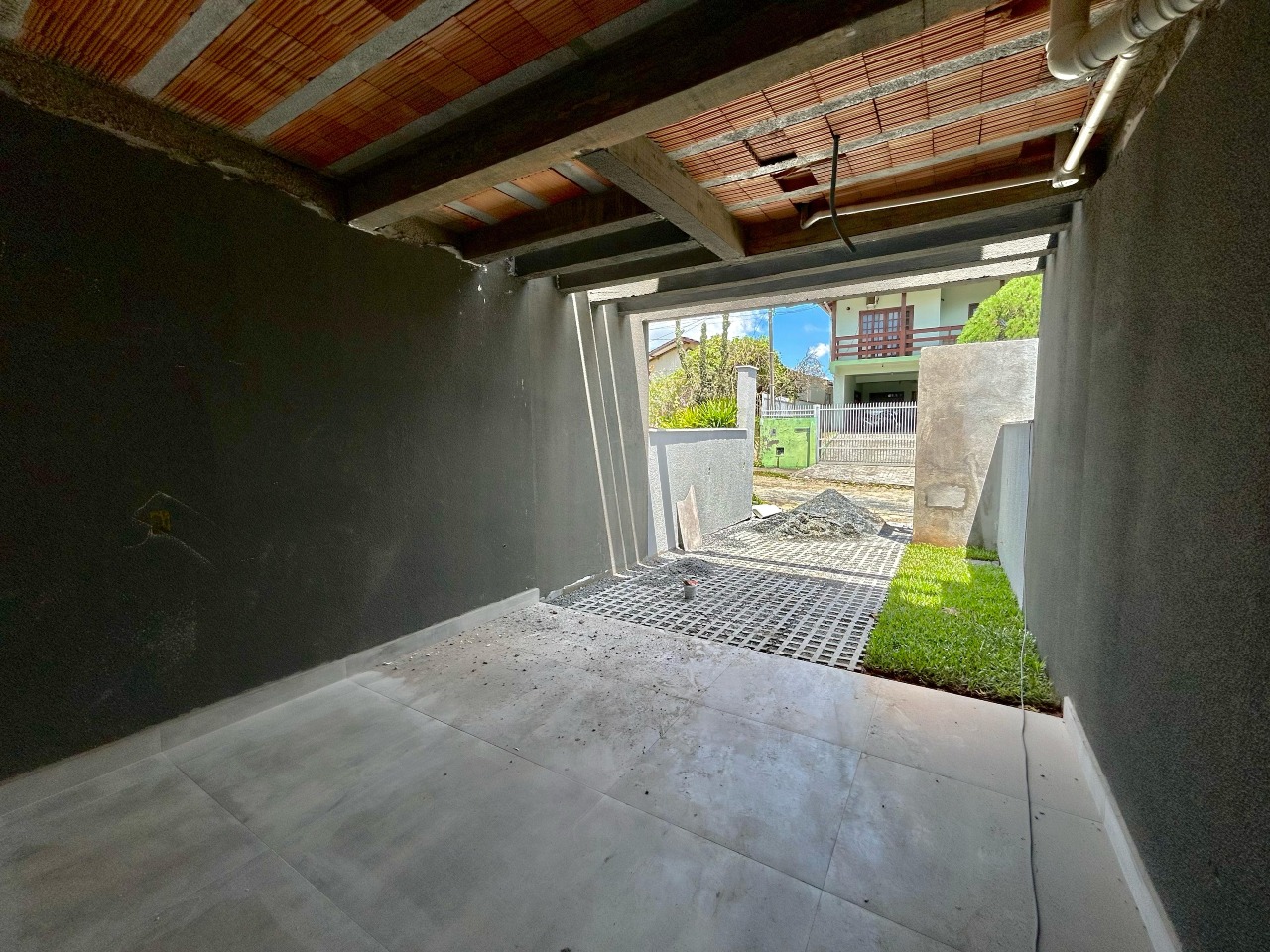 Sobrado Geminado à venda no Água Verde: 