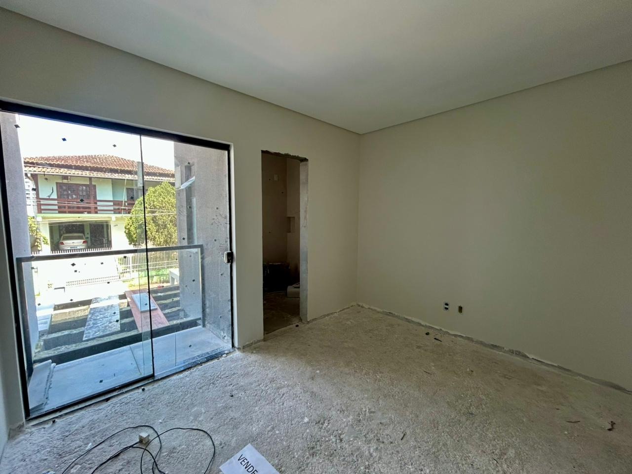 Sobrado Geminado à venda no Água Verde: 