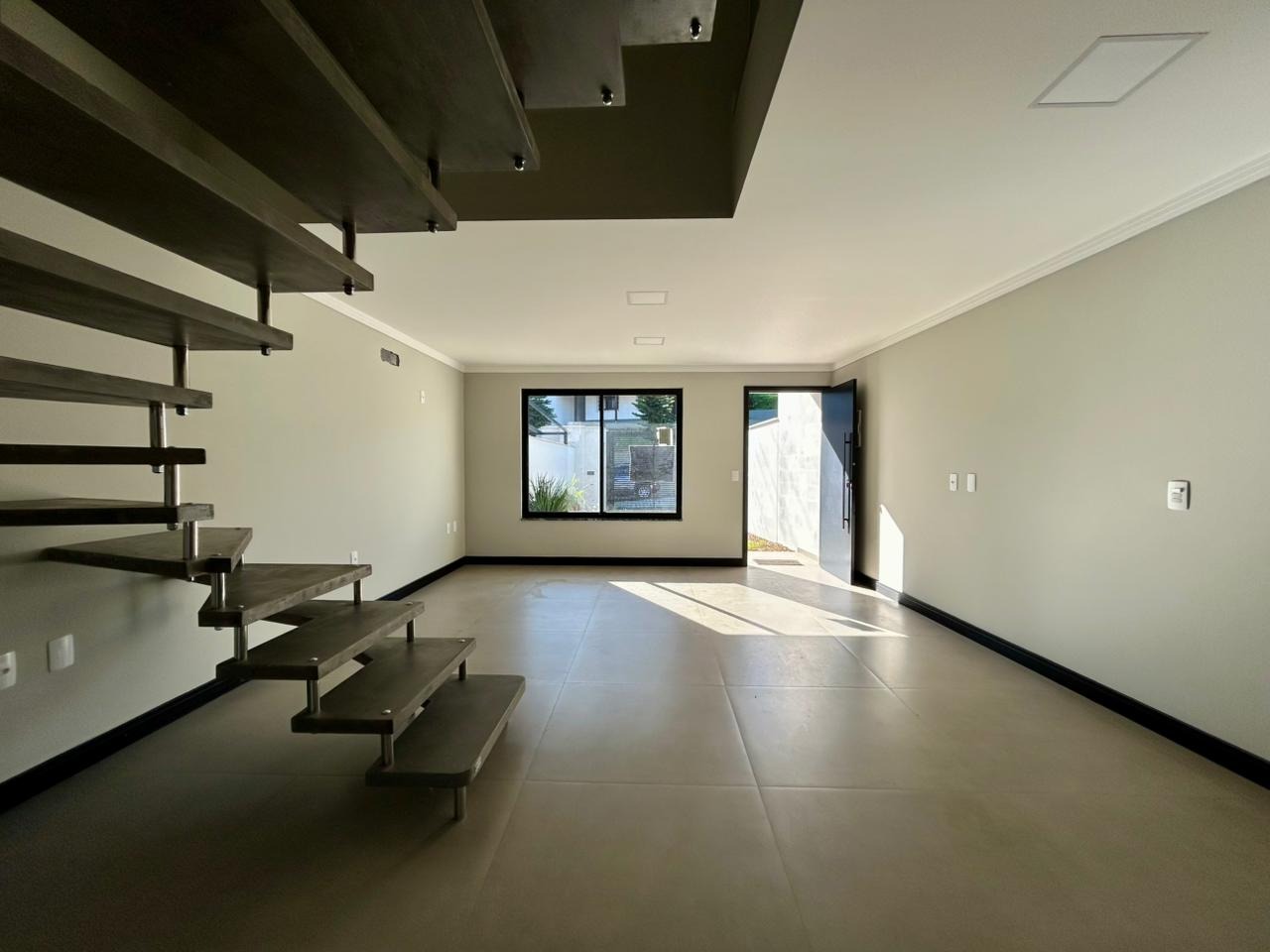 Sobrado Geminado à venda no Velha: 