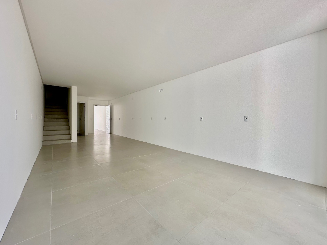 Sobrado Geminado à venda no Velha: 