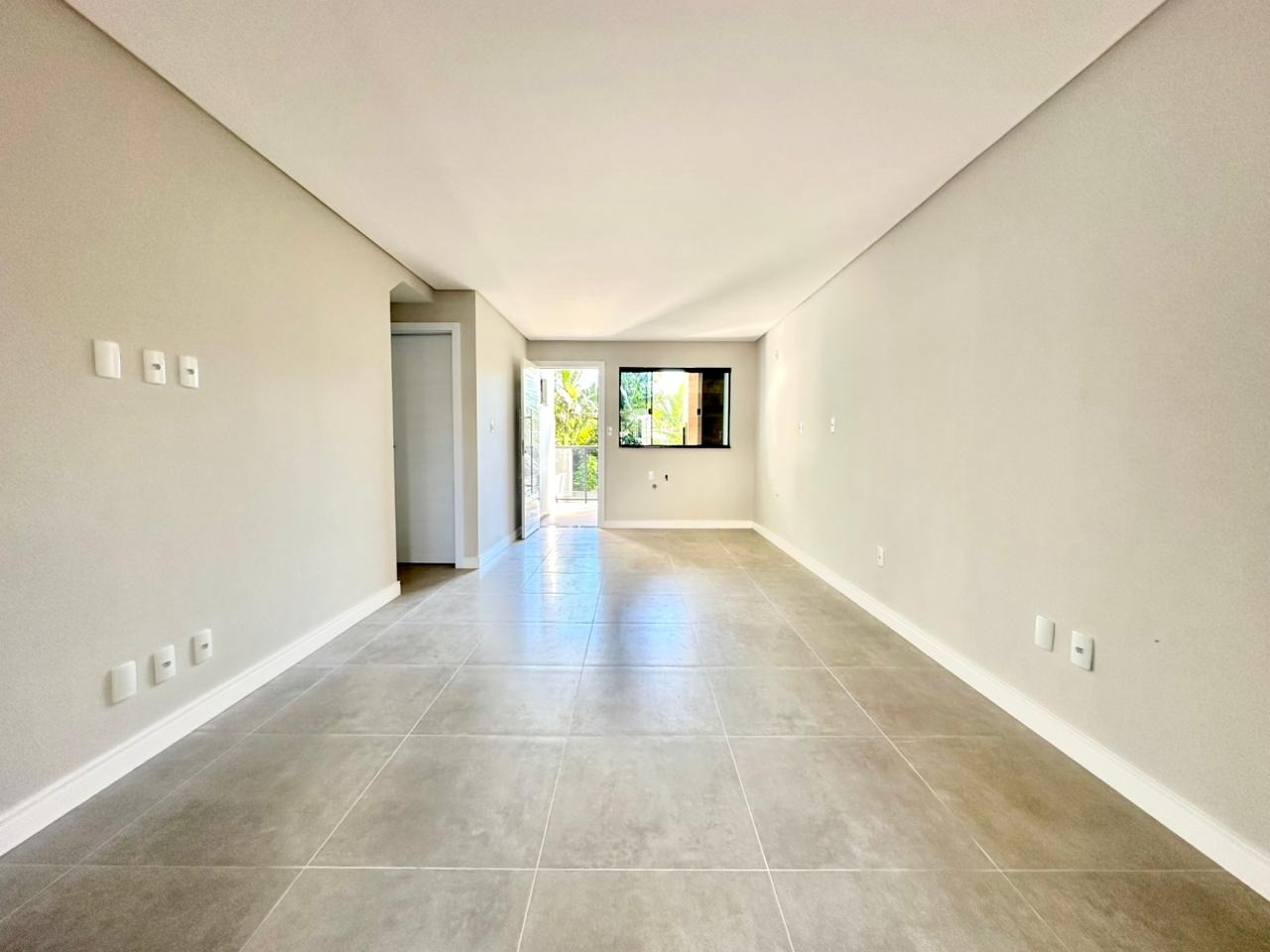 Sobrado Geminado à venda no Velha Central: 