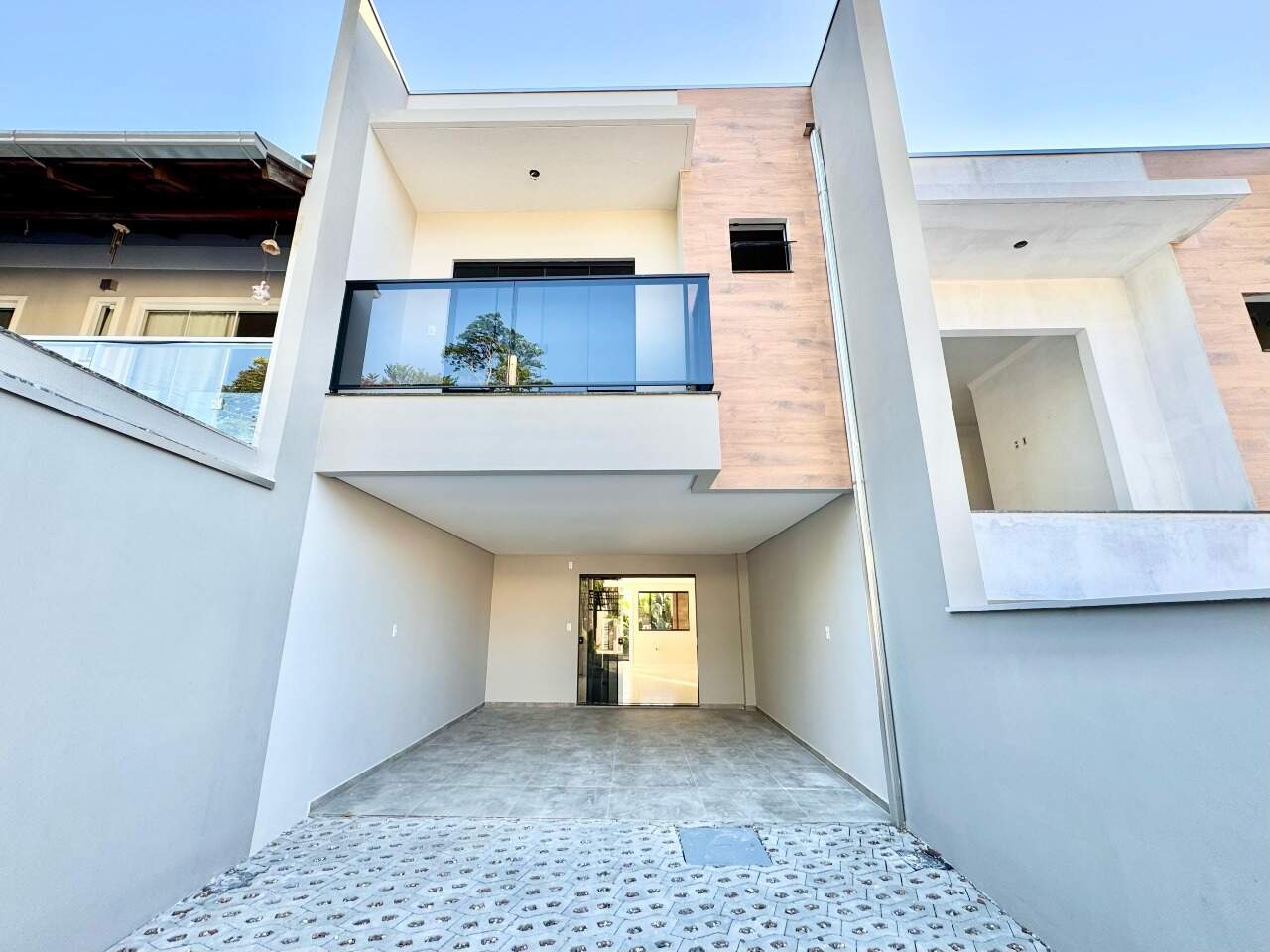 Sobrado Geminado à venda no Velha Central: 