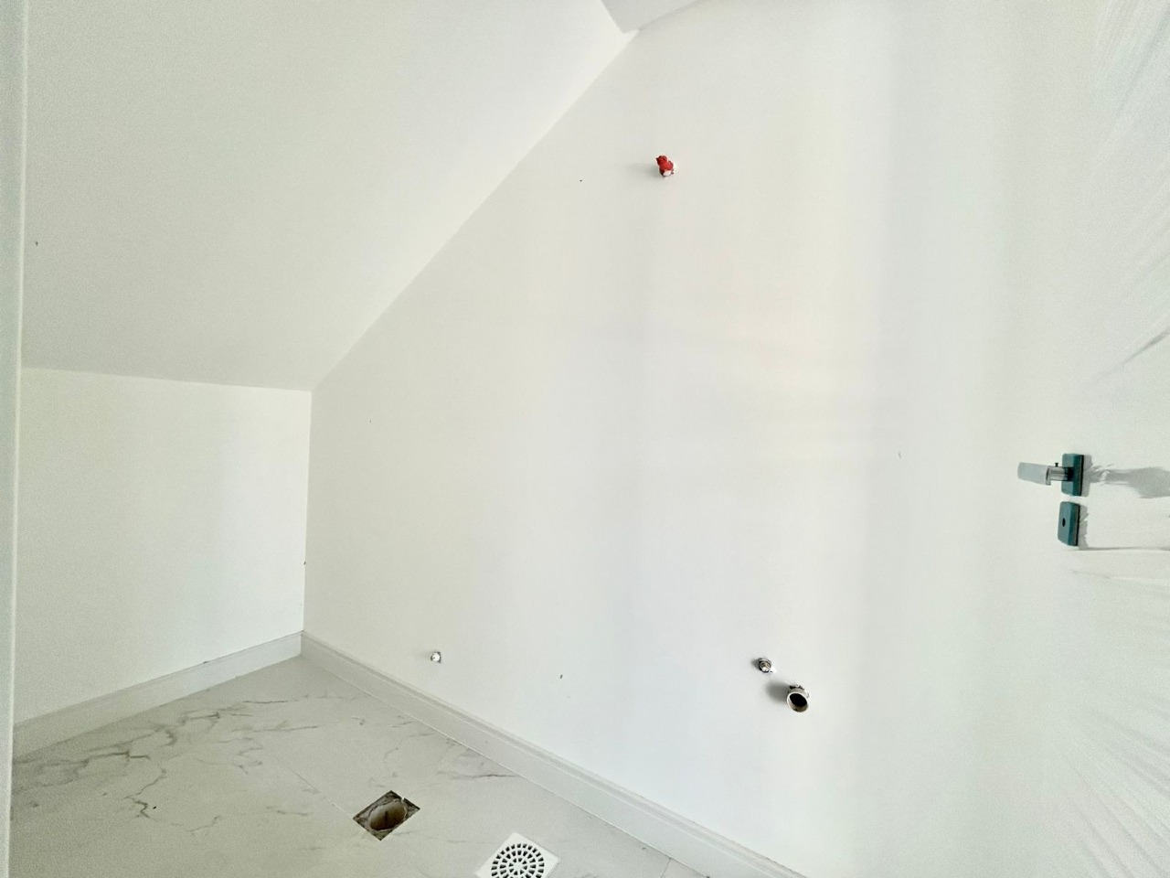 Sobrado Geminado à venda no Velha Central: 