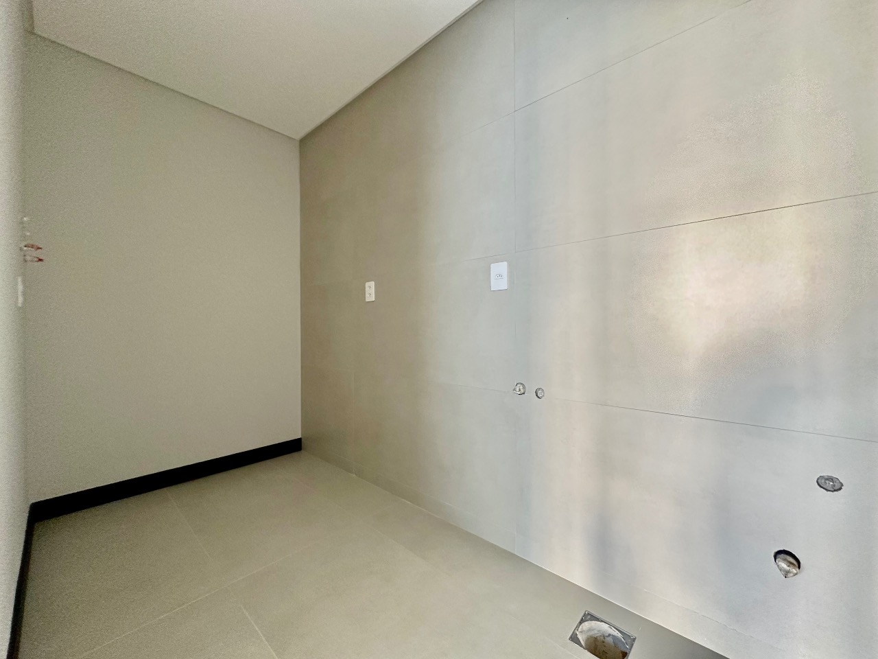 Sobrado Geminado à venda no Velha Central: 