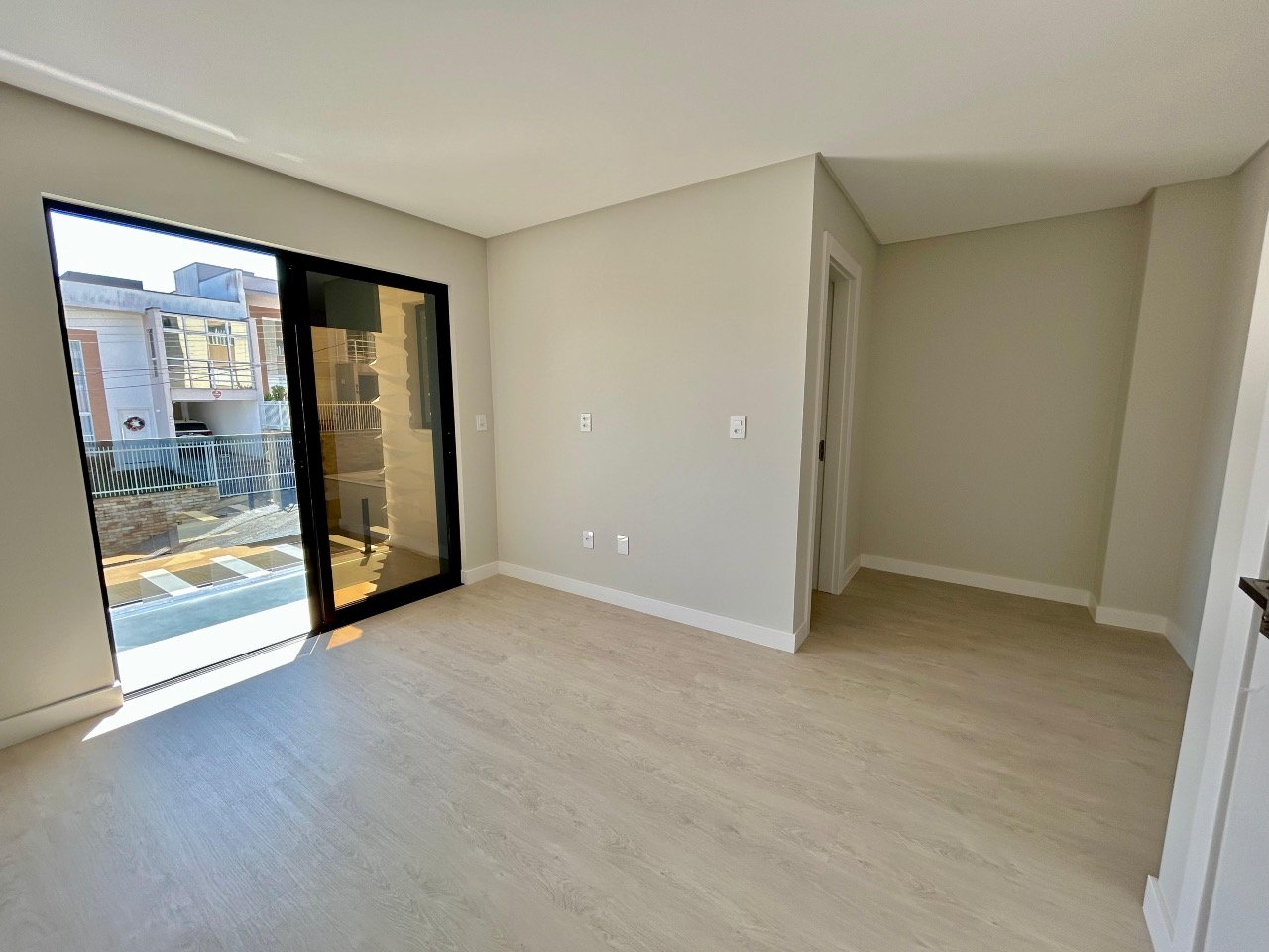 Sobrado Geminado à venda no Velha Central: 