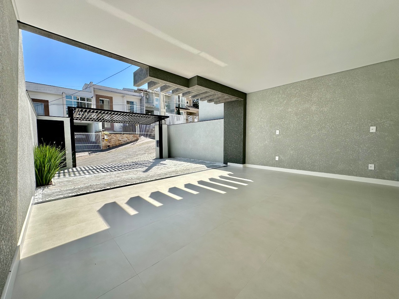 Sobrado Geminado à venda no Velha Central: 