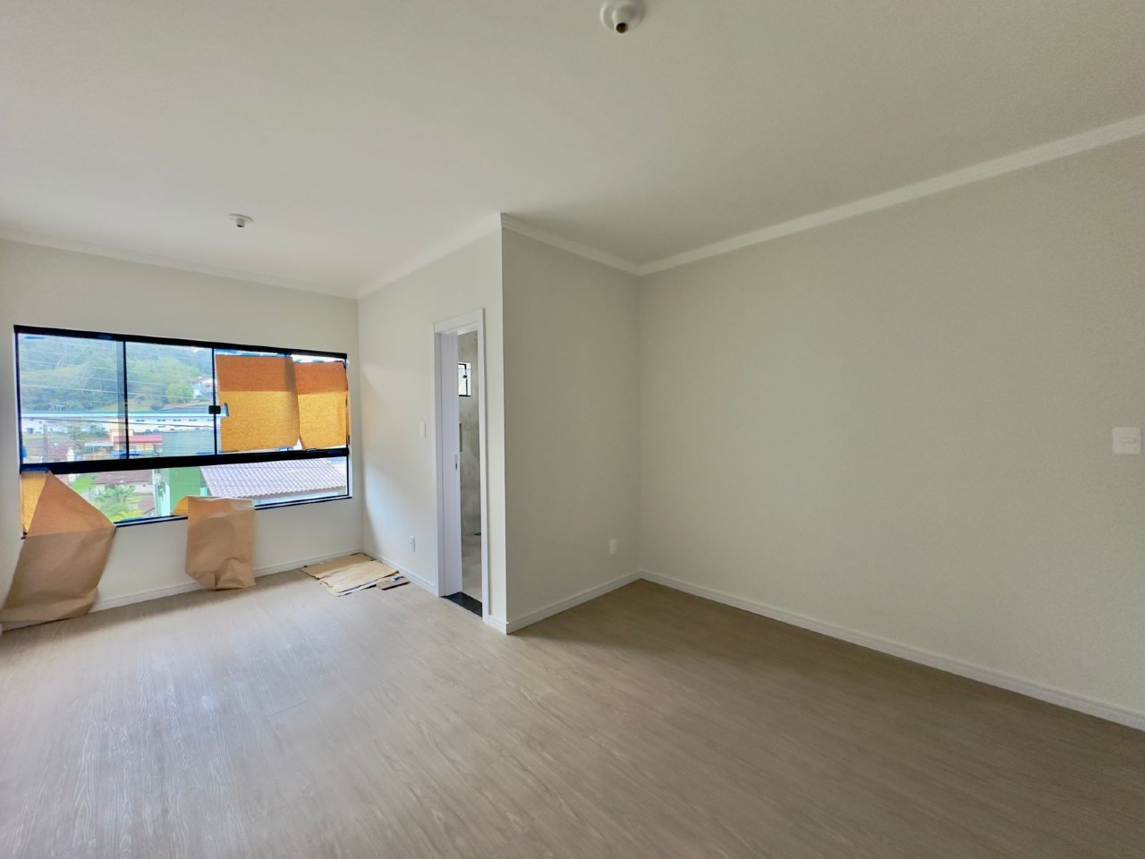 Sobrado Geminado à venda no Água Verde: 