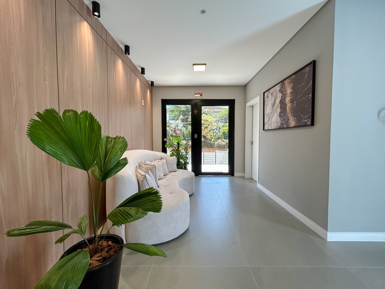 Apartamento Novo no Água Verde com Conforto e Lazer Completo — foto 3