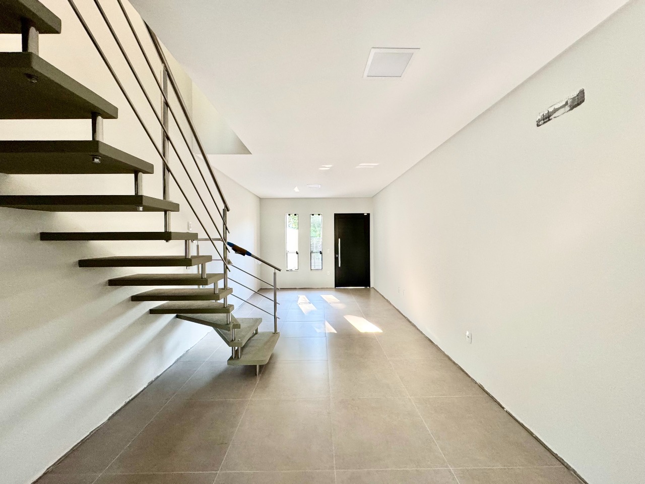 Sobrado Geminado à venda no Água Verde: 