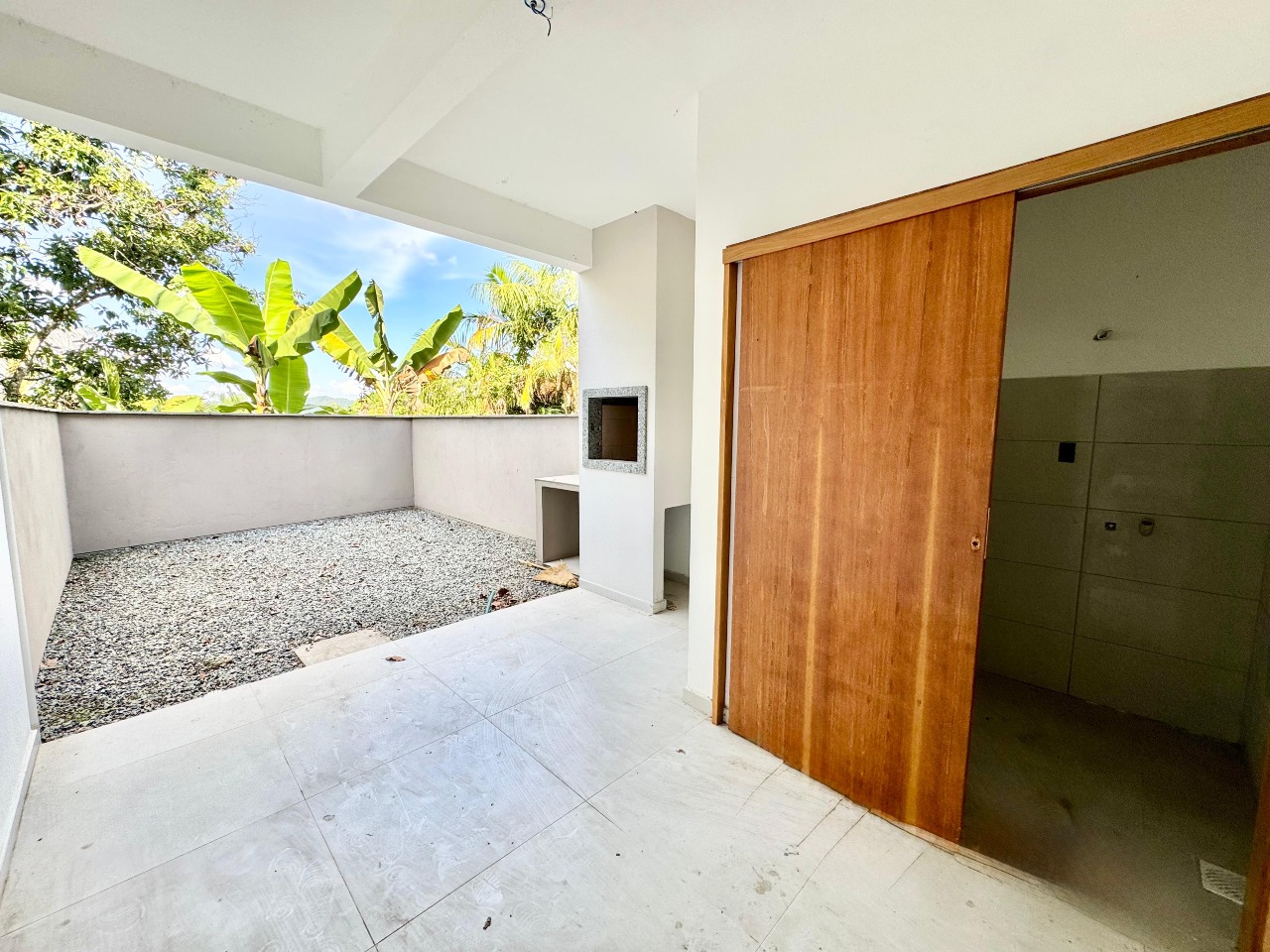 Sobrado Geminado à venda no Água Verde: 