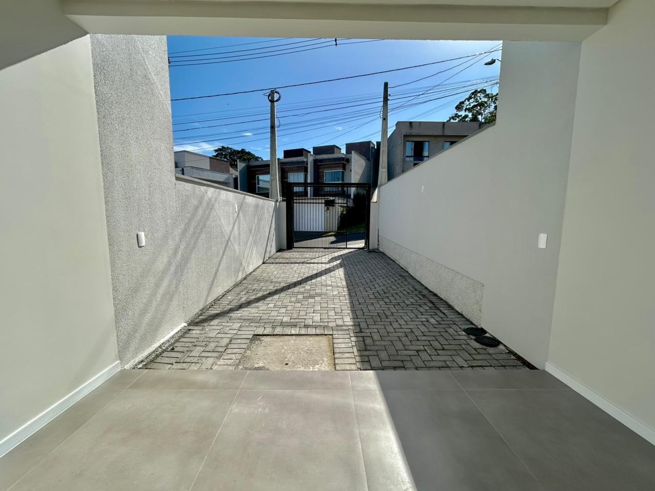 Sobrado Geminado à venda no Água Verde: 