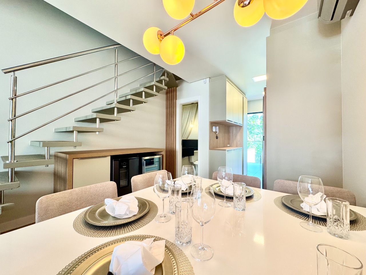 Sobrado Geminado à venda no Água Verde: 