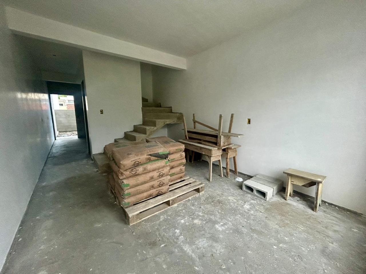 Sobrado Geminado à venda no Passo Manso: 