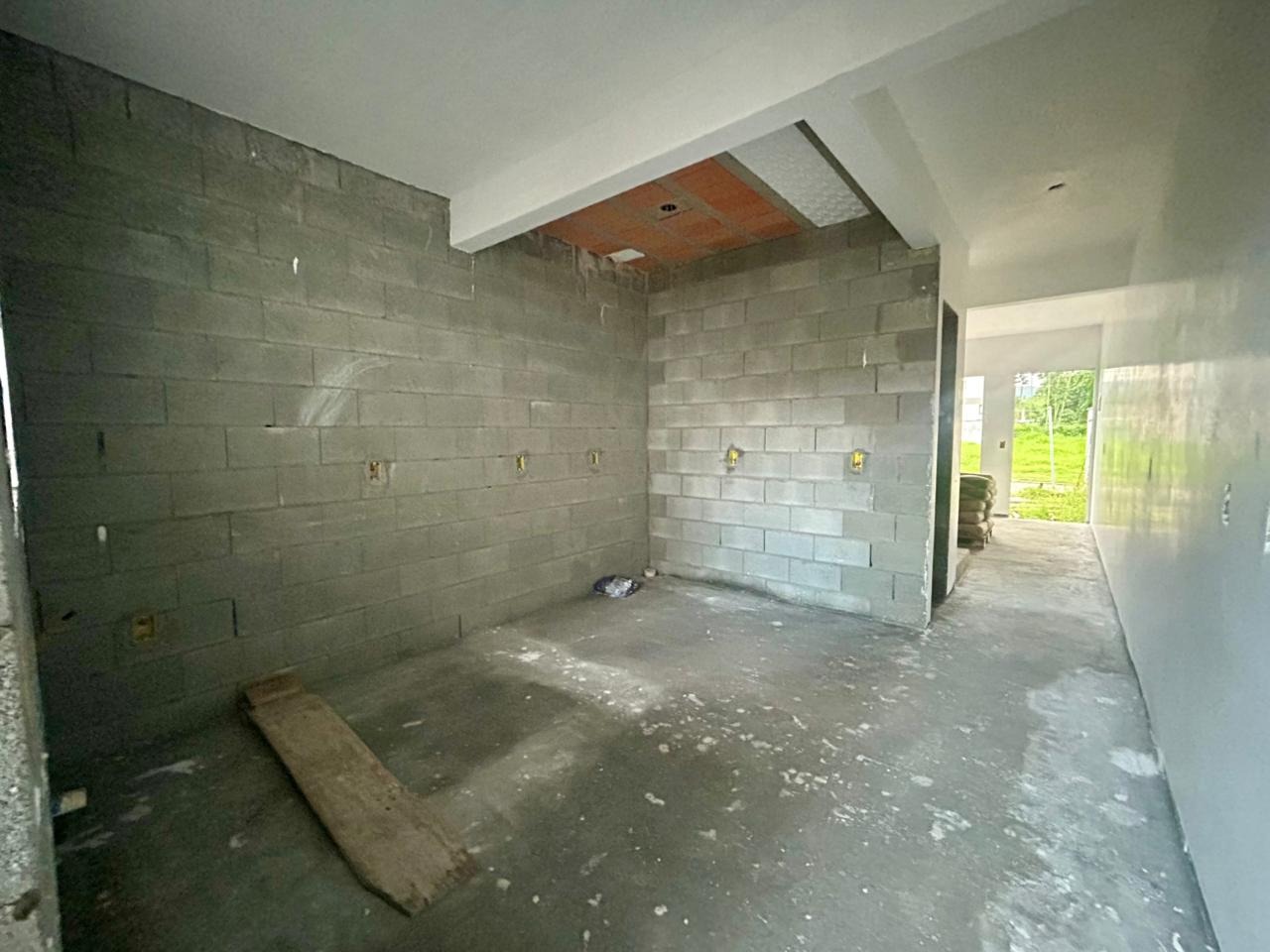 Sobrado Geminado à venda no Passo Manso: 