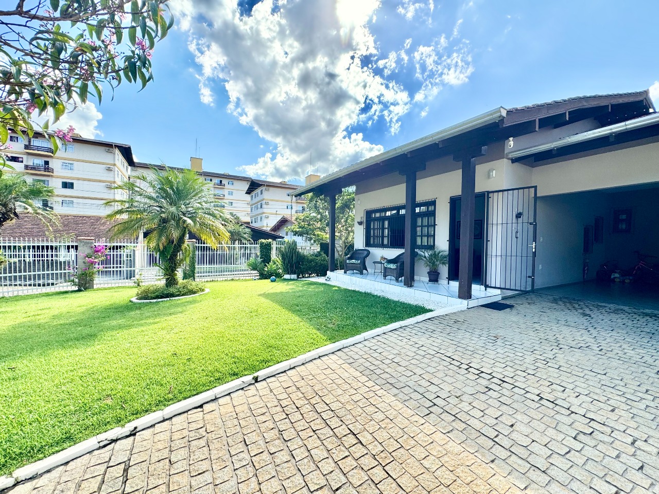 Casa à venda no Velha: 