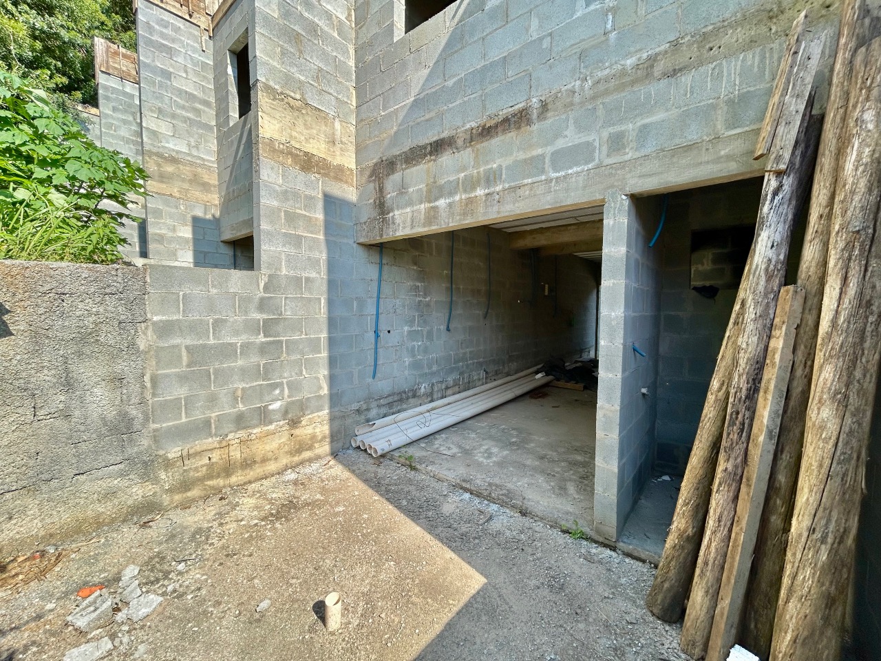 Sobrado Geminado à venda no Velha Central: 