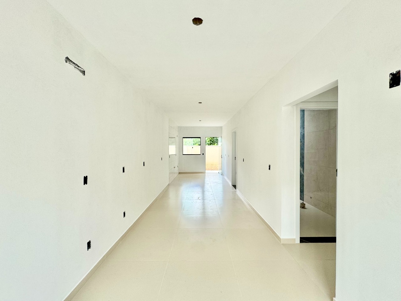 Casa Geminada à venda no Velha Central: 