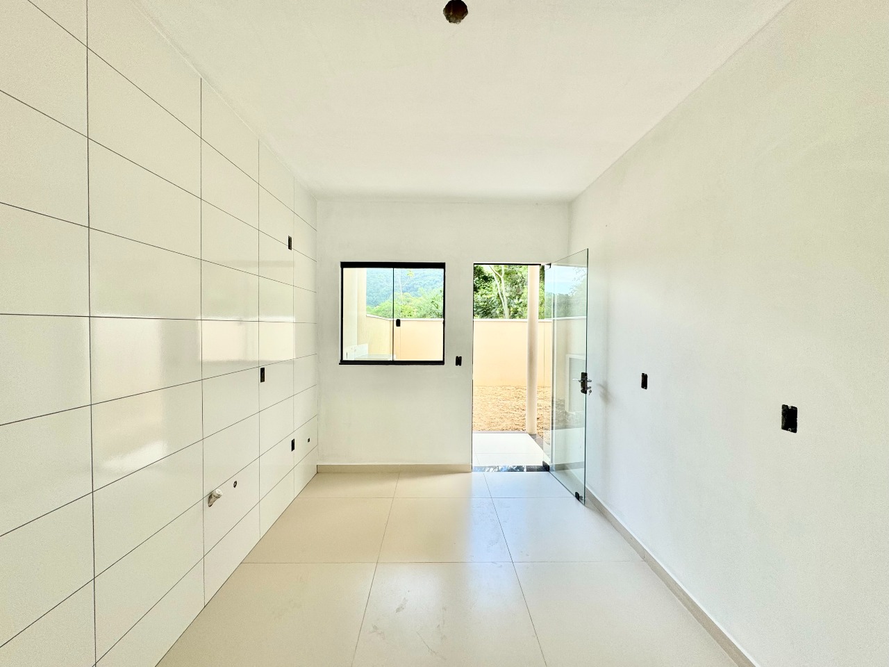 Casa Geminada à venda no Velha Central: 