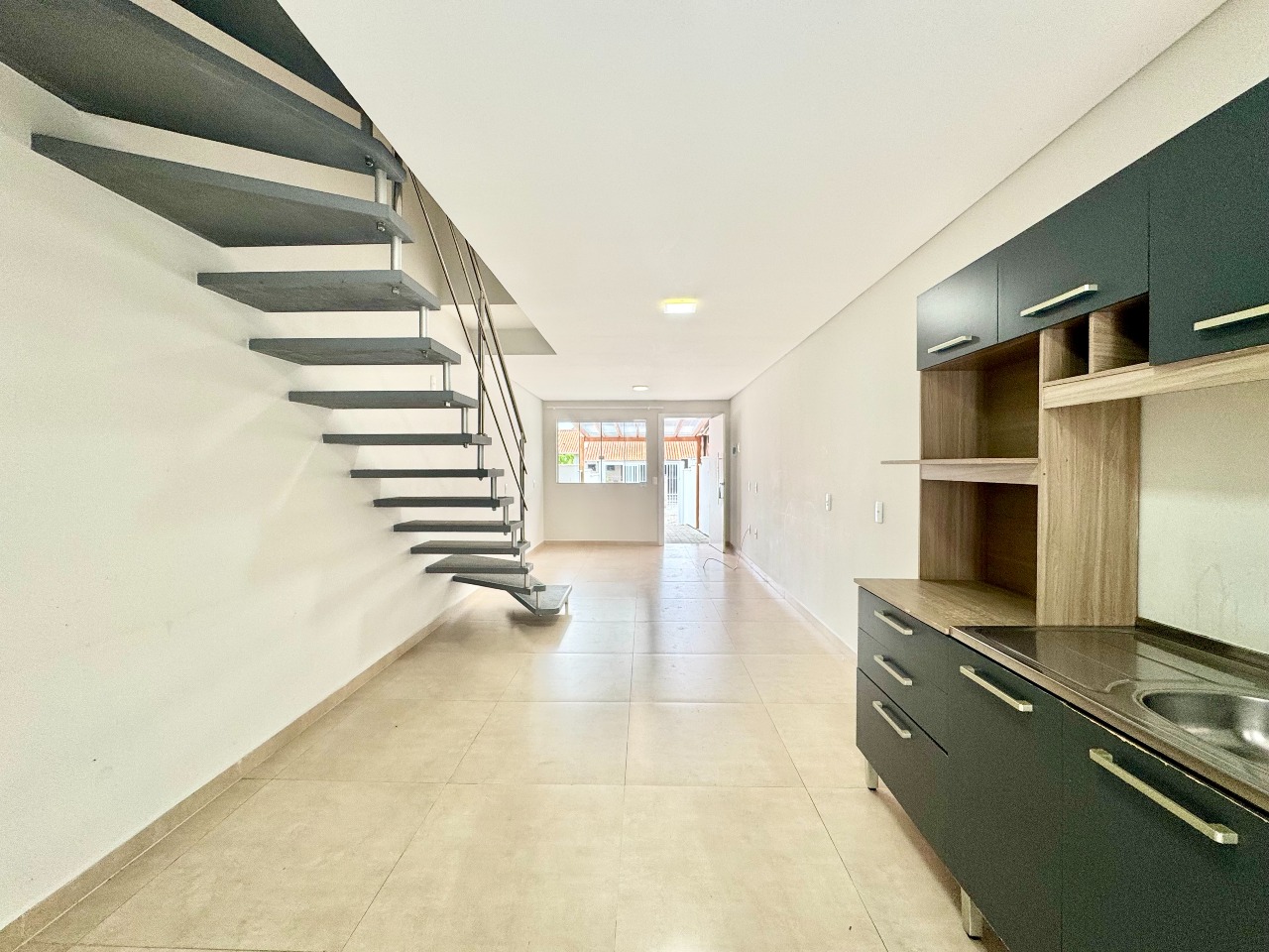 Sobrado Geminado à venda no Velha: 