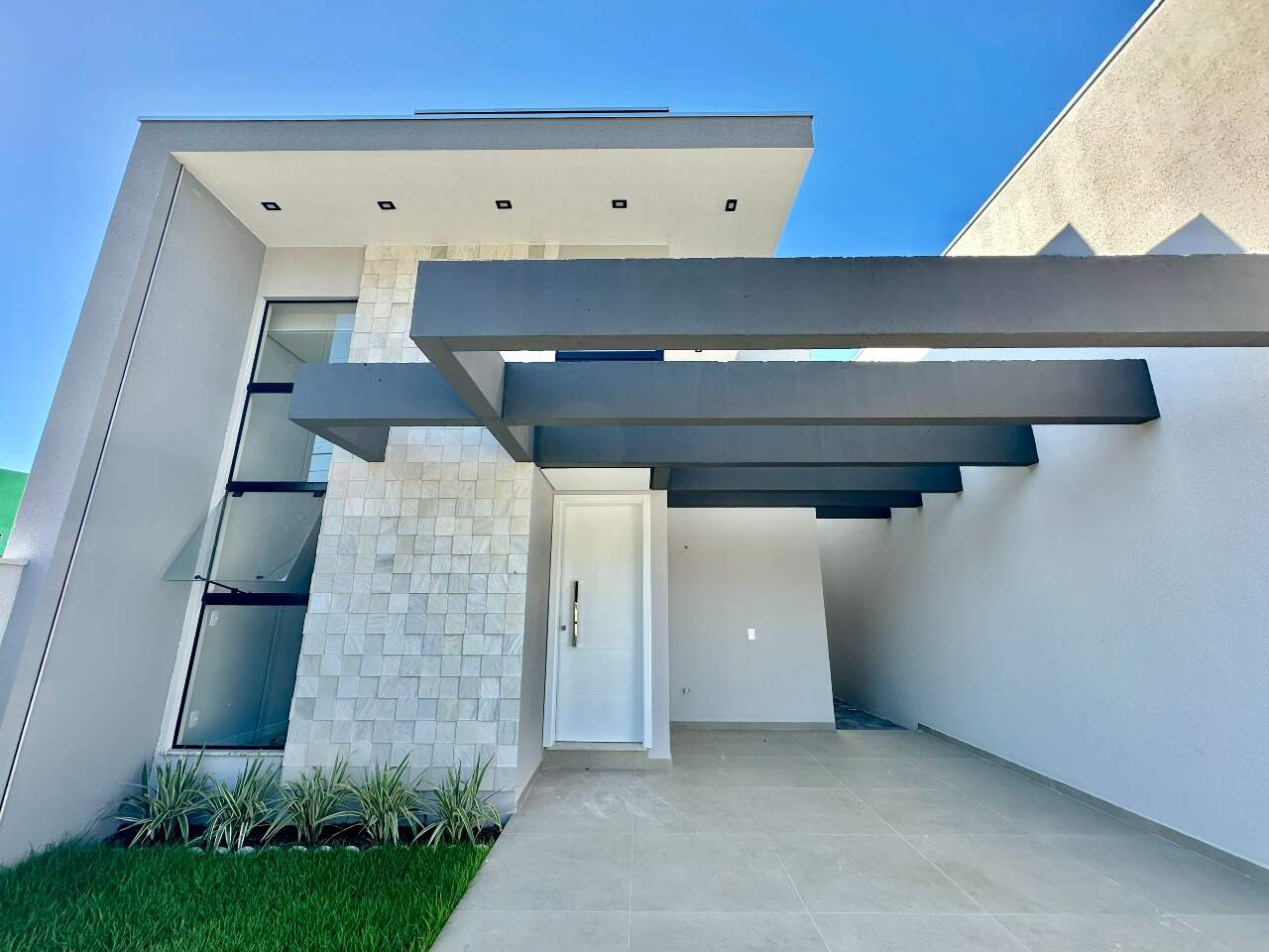 Casa Geminada Térrea com Suíte no Bairro Passo Manso - foto 1