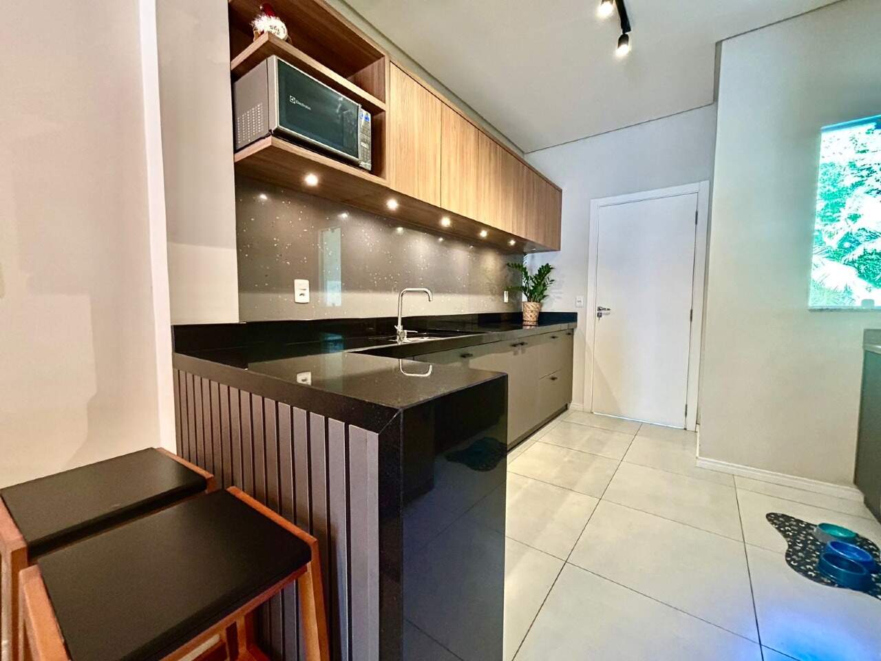 Sobrado Geminado à venda no Velha: 