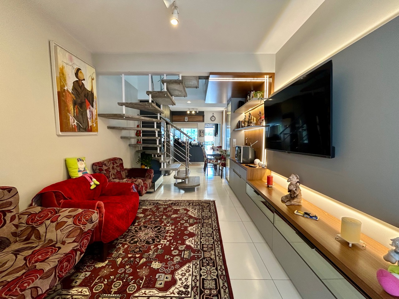 Sobrado Geminado à venda no Água Verde: 