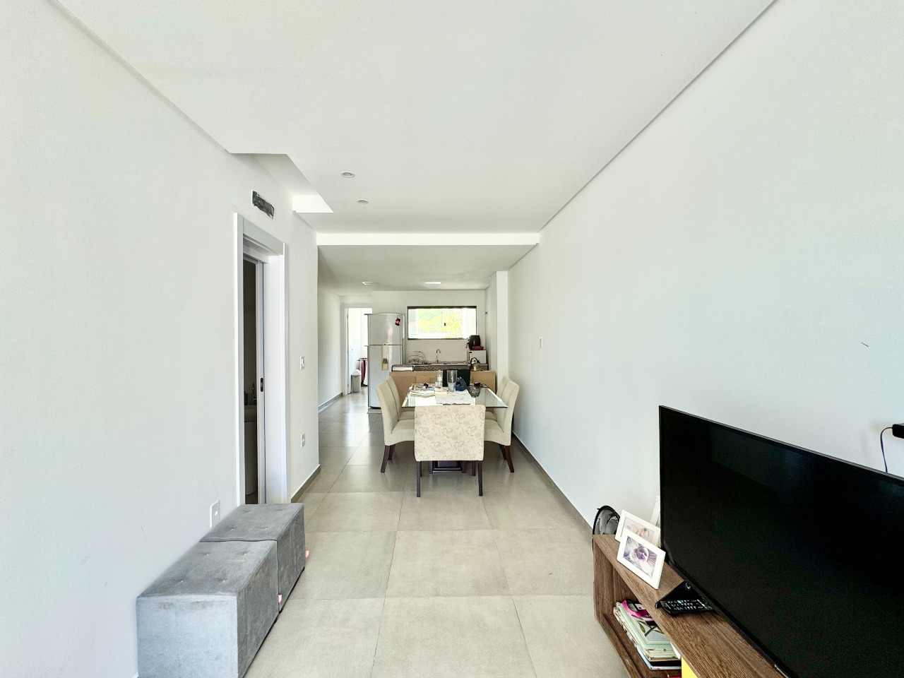 Sobrado Geminado à venda no Escola Agrícola: 