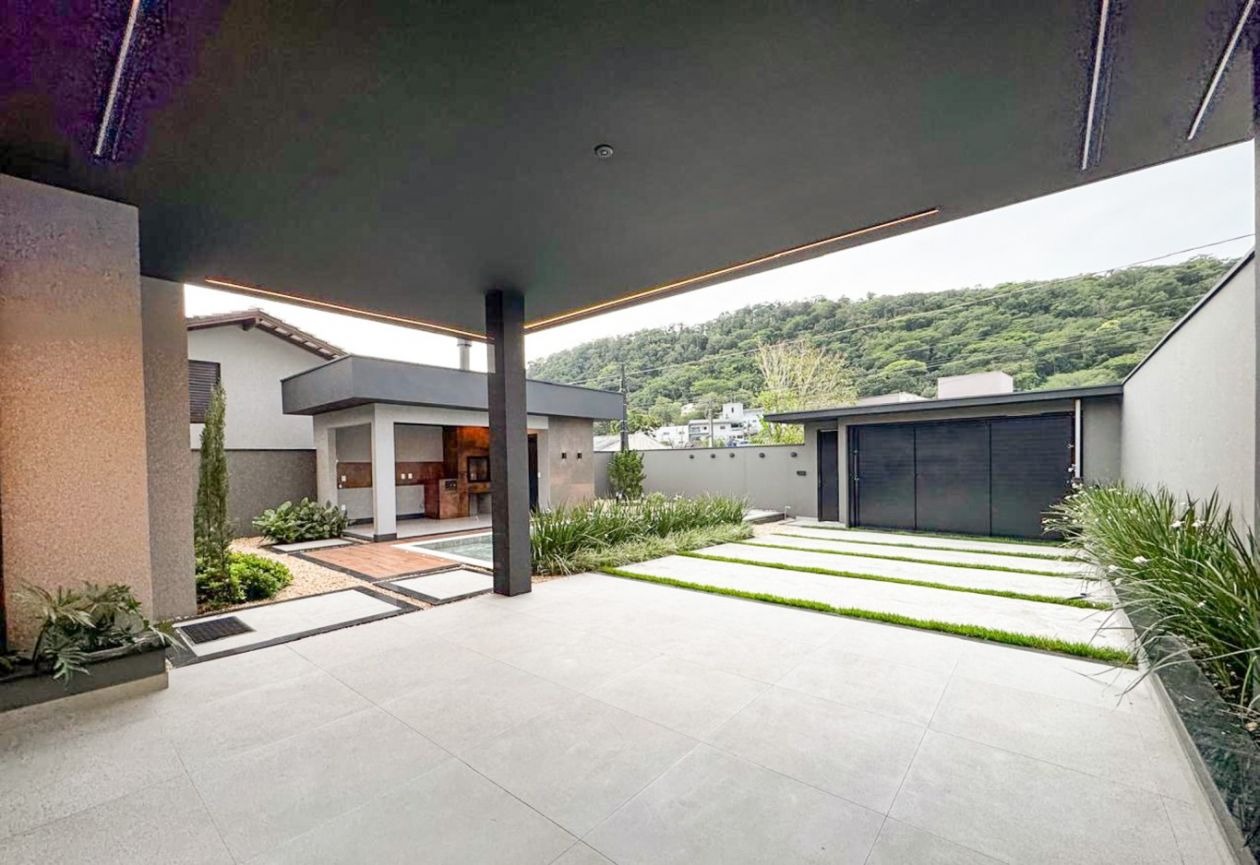 Casa à venda no Água Verde: 