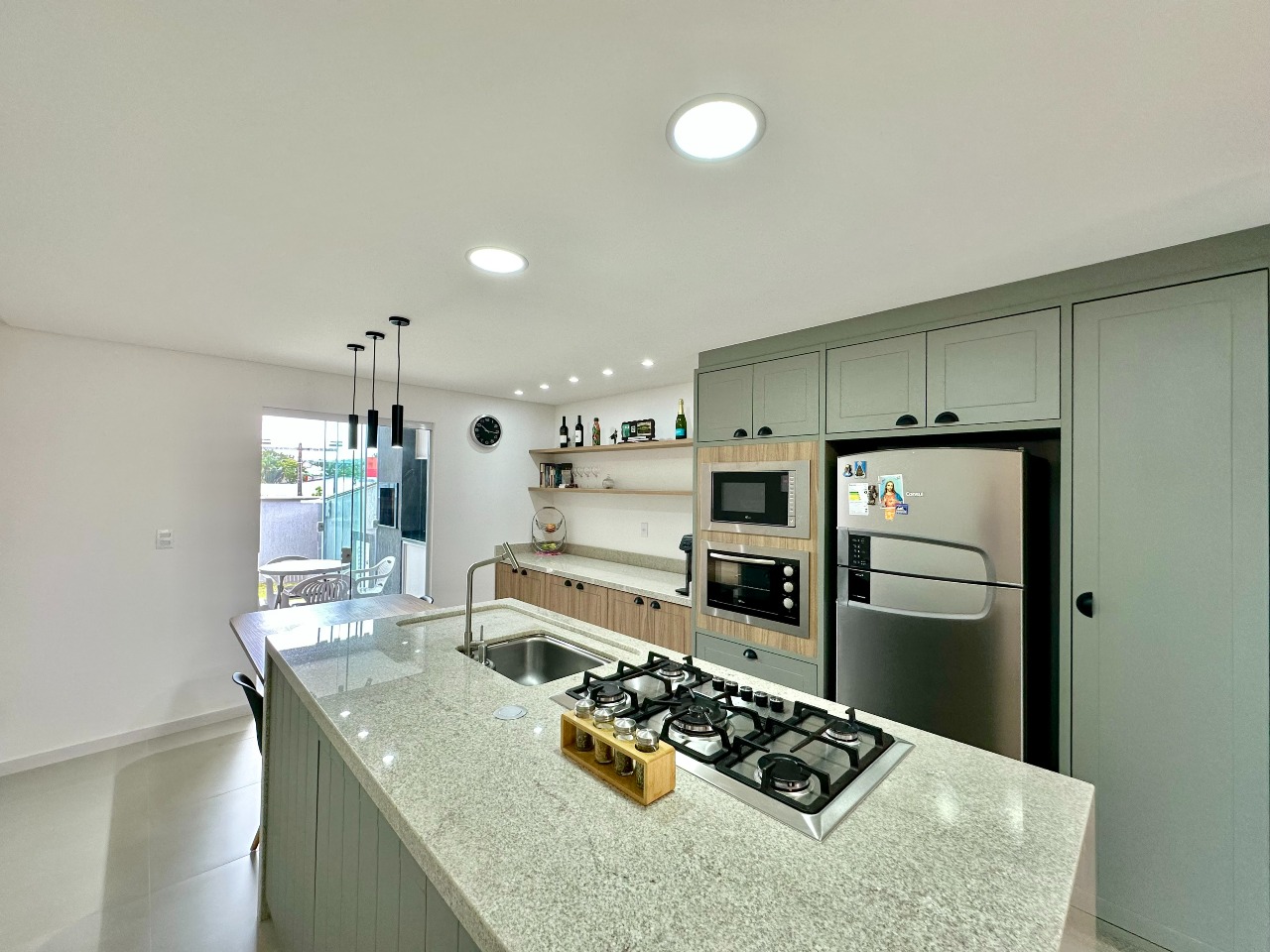 Sobrado Geminado à venda no Velha Central: 