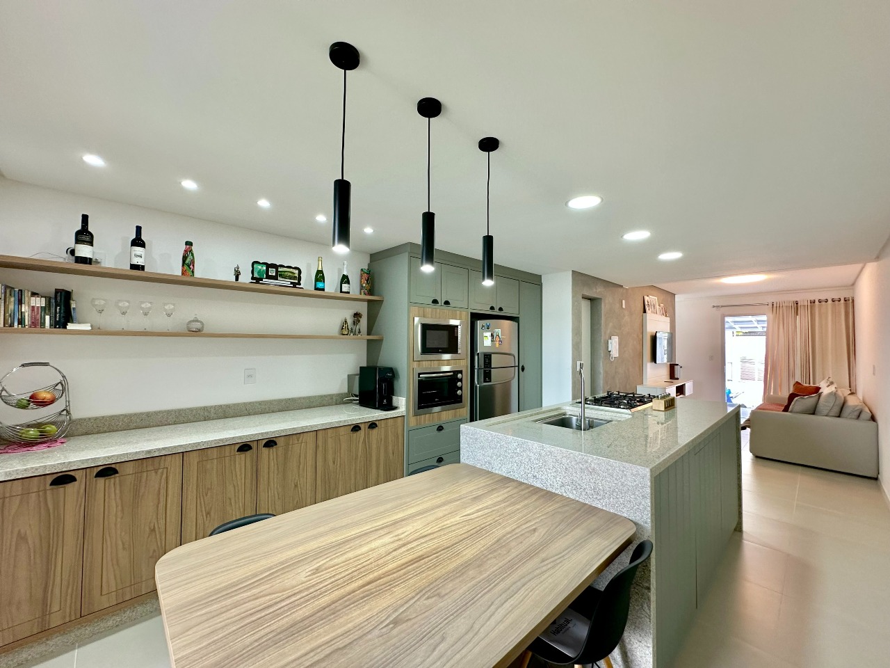 Sobrado Geminado à venda no Velha Central: 