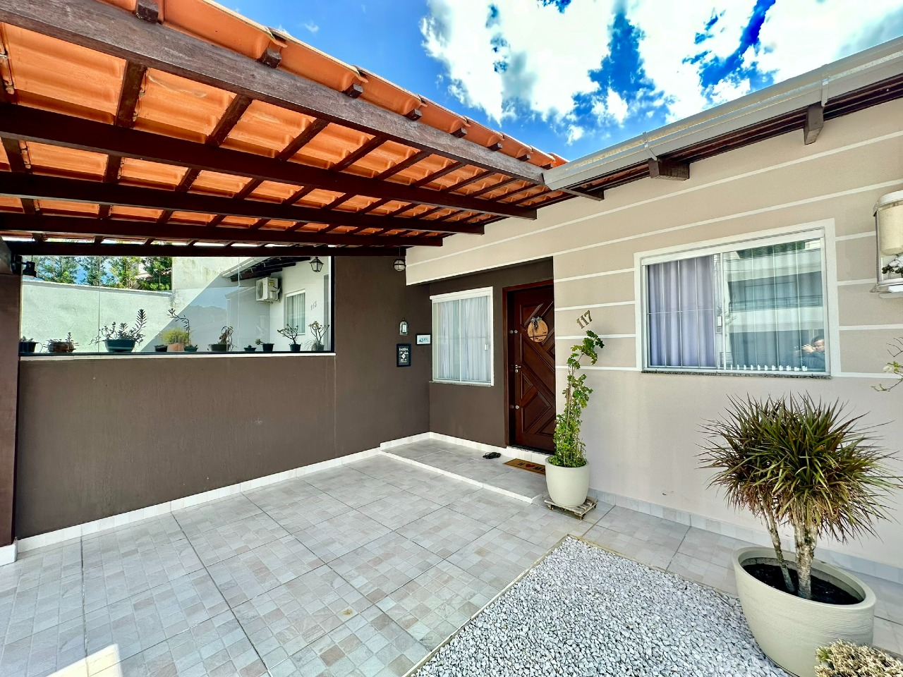 Casa Geminada à venda no Velha Central: 