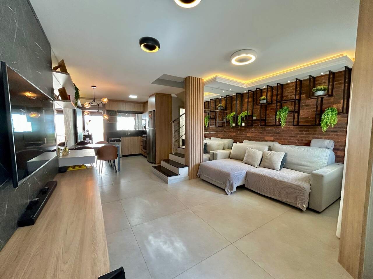 Sobrado Geminado à venda no Água Verde: 