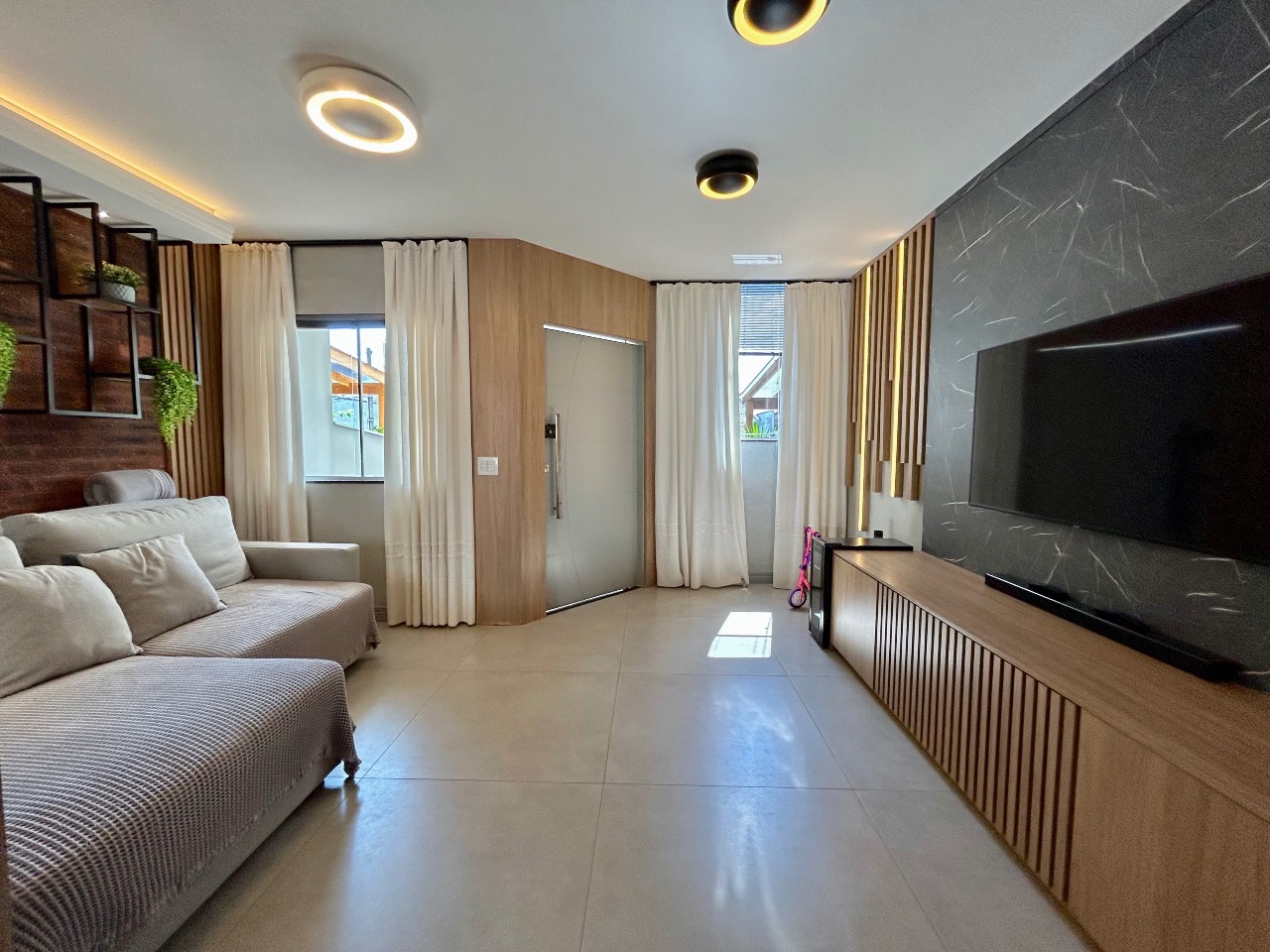 Sobrado Geminado à venda no Água Verde: 