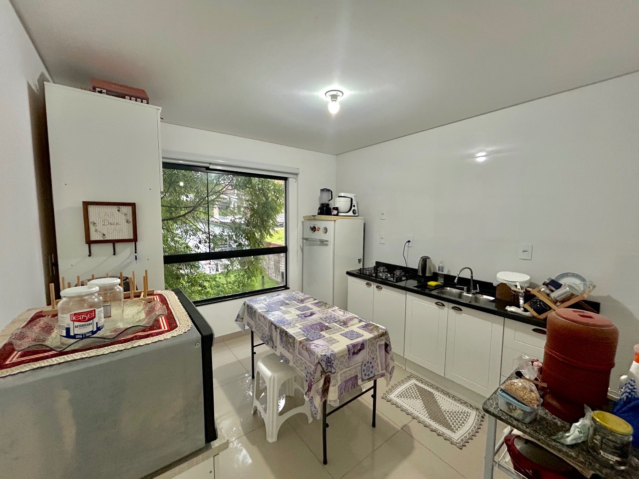 Sobrado Geminado à venda no Água Verde: 