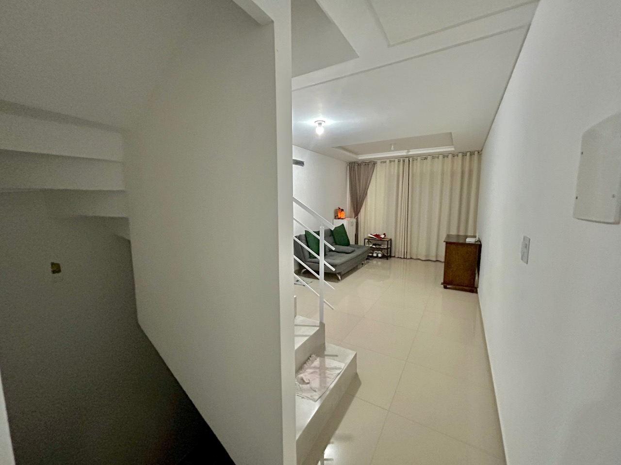 Sobrado Geminado à venda no Água Verde: 