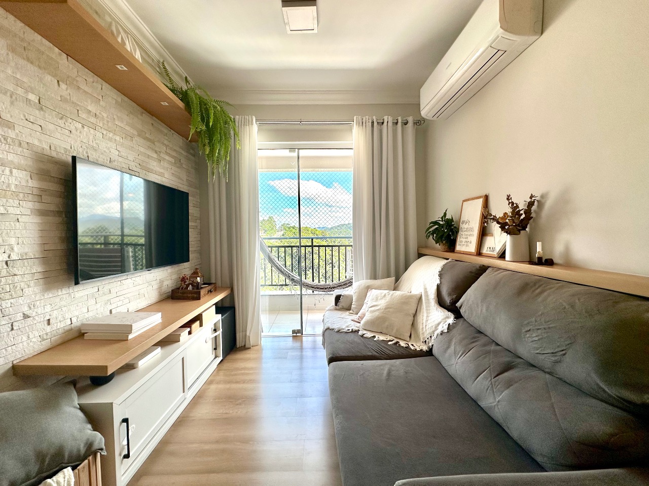 Apartamento à venda no Escola Agrícola: 