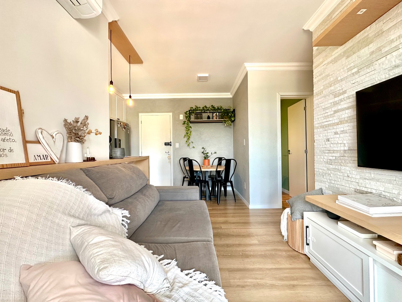 Apartamento à venda no Escola Agrícola: 