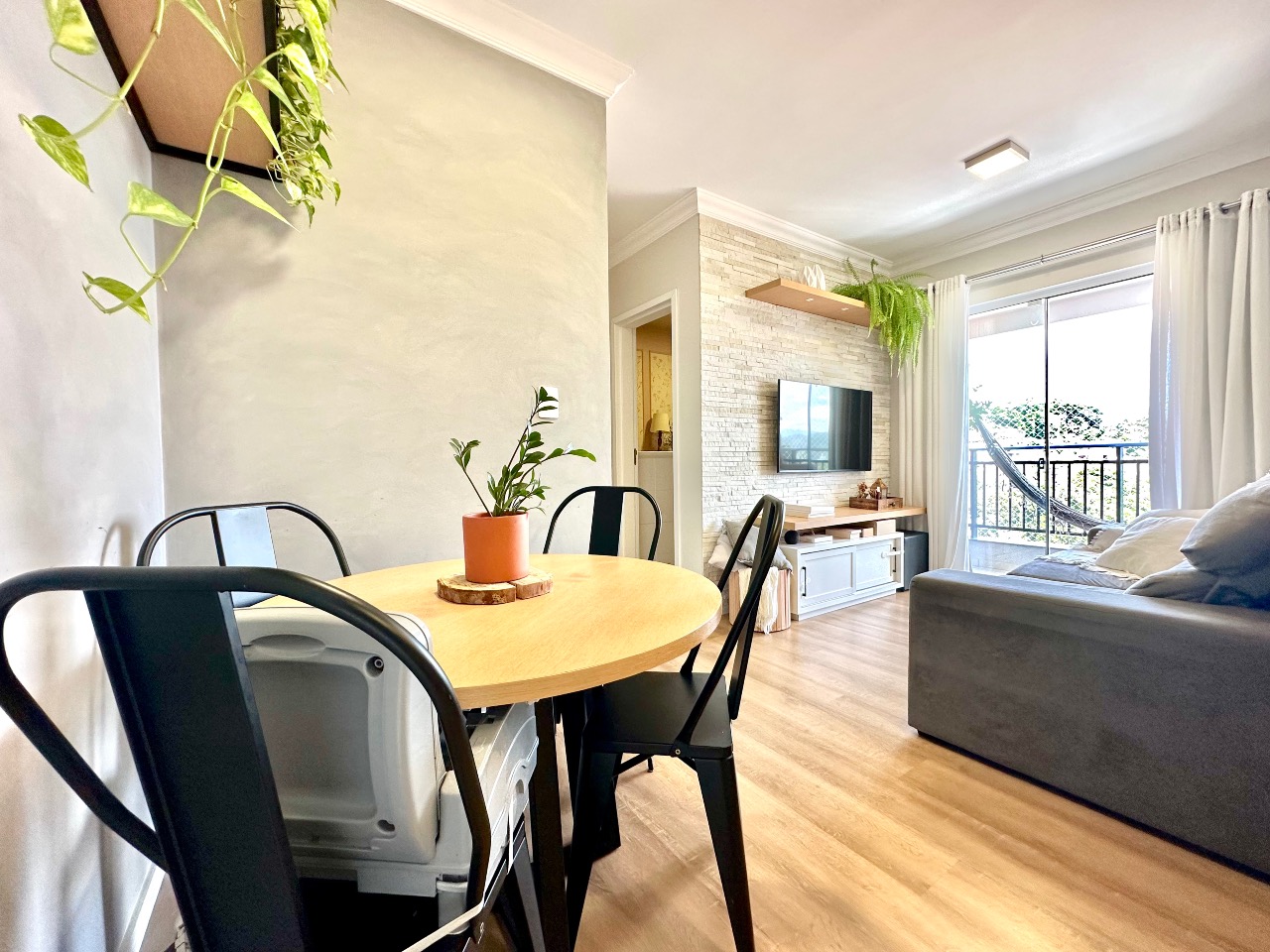 Apartamento à venda no Escola Agrícola: 