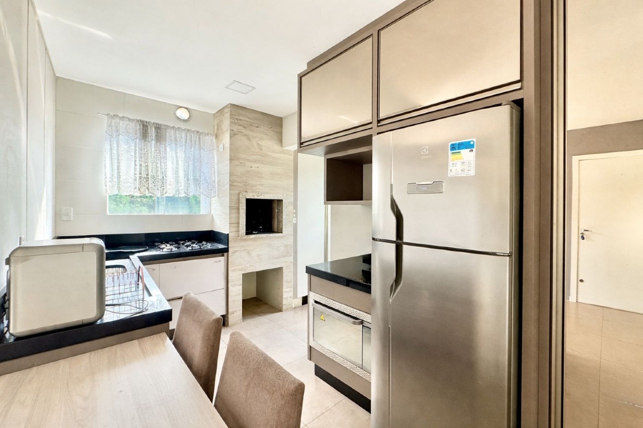 Apartamento à venda no Escola Agrícola: 