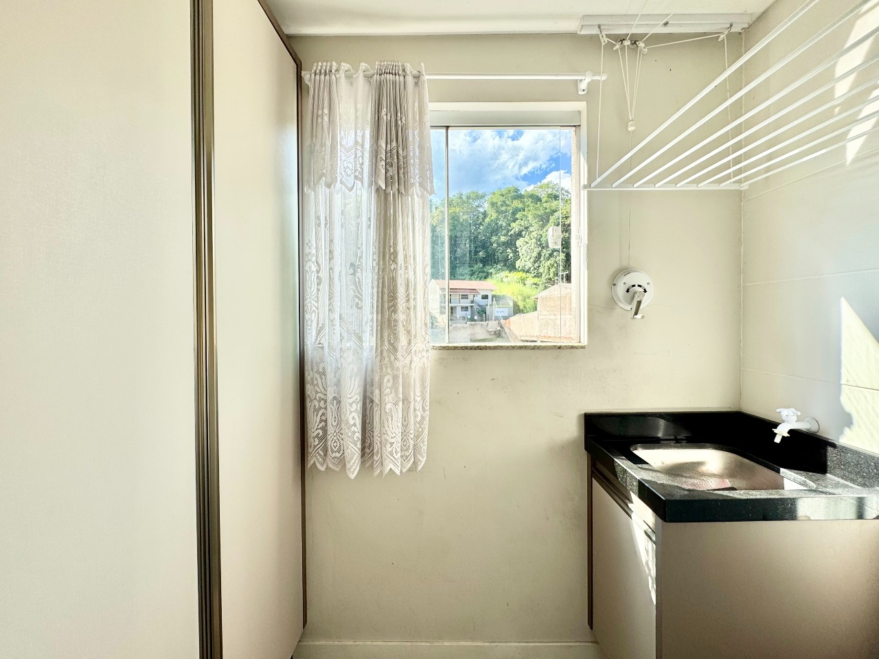 Apartamento à venda no Escola Agrícola: 