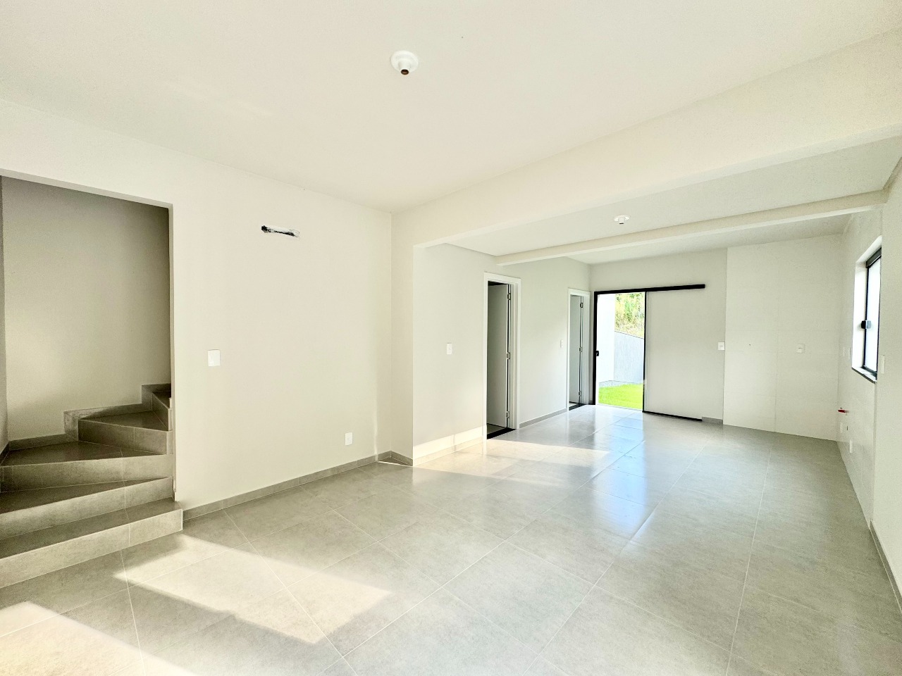 Sobrado Geminado à venda no Velha Central: 