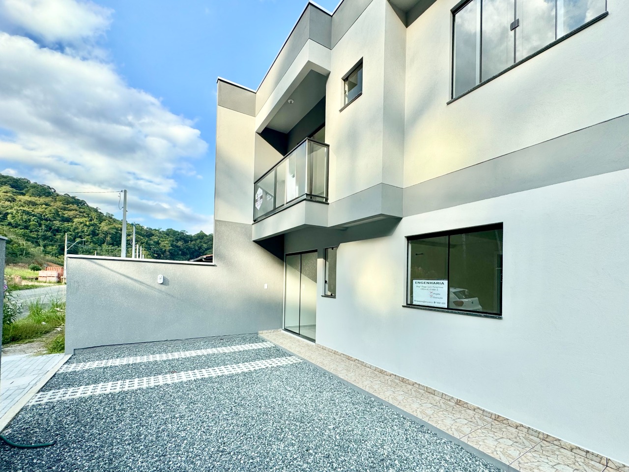 Sobrado Geminado à venda no Velha Central: 