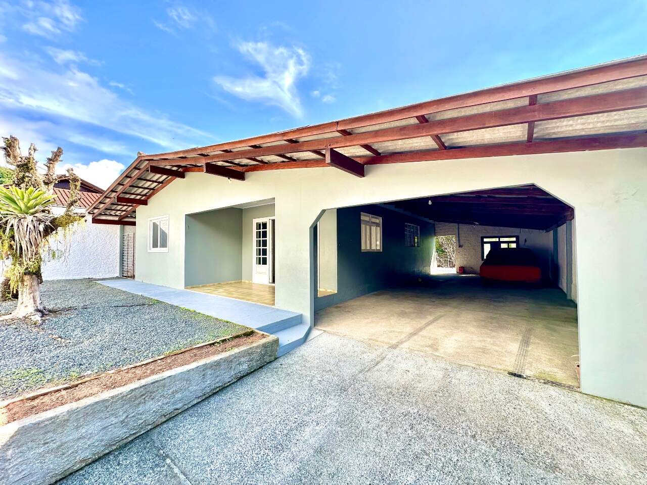 Casa à venda no Passo Manso: 