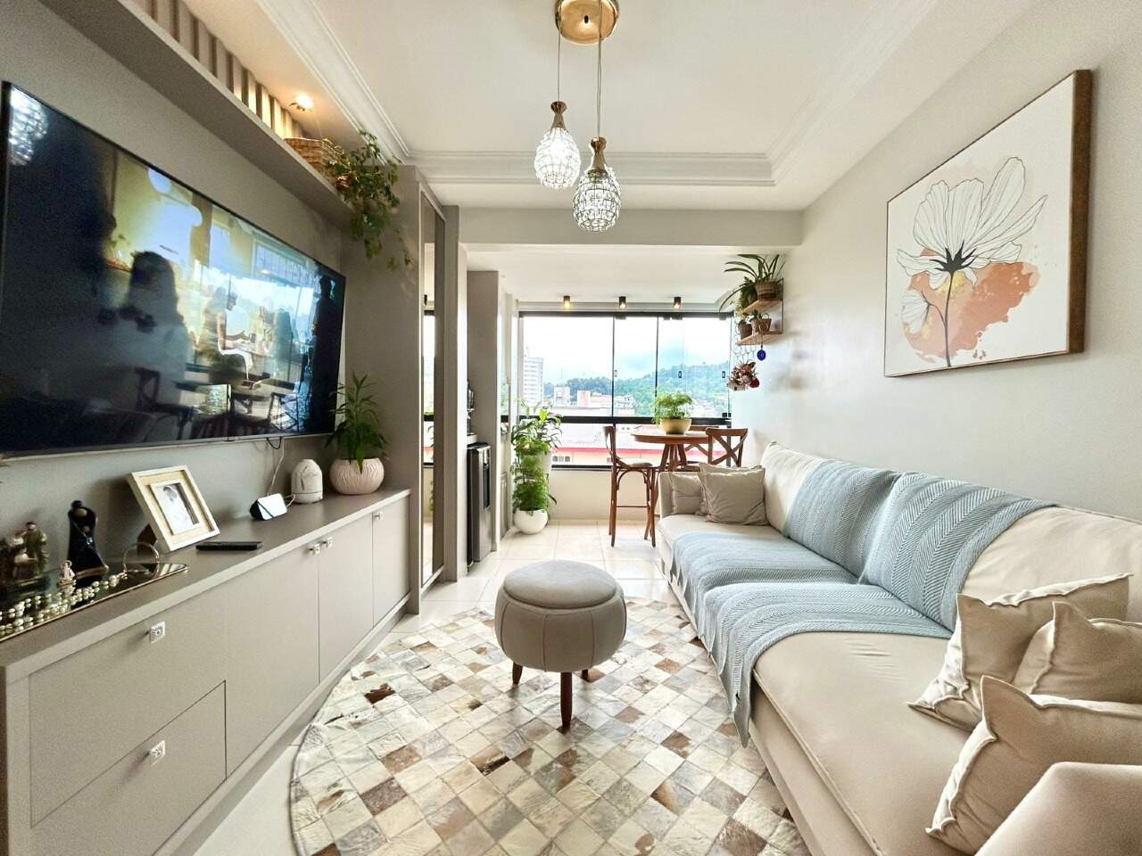 Apartamento à venda no Escola Agrícola: 