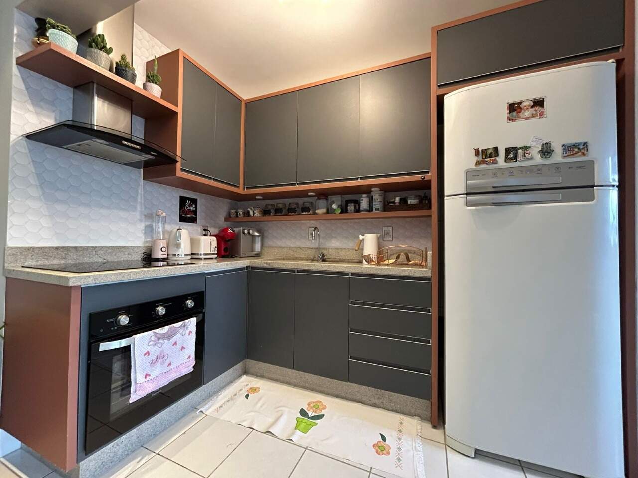 Apartamento à venda no Escola Agrícola: 