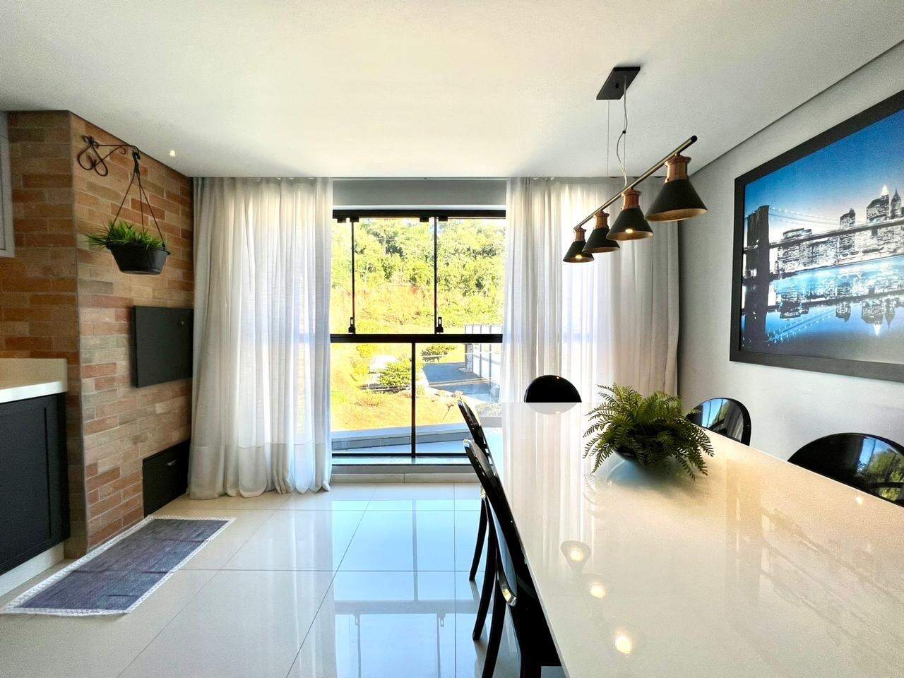 Apartamento à venda no Escola Agrícola: 